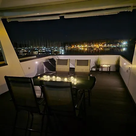 Appartement Molo - Floating House
